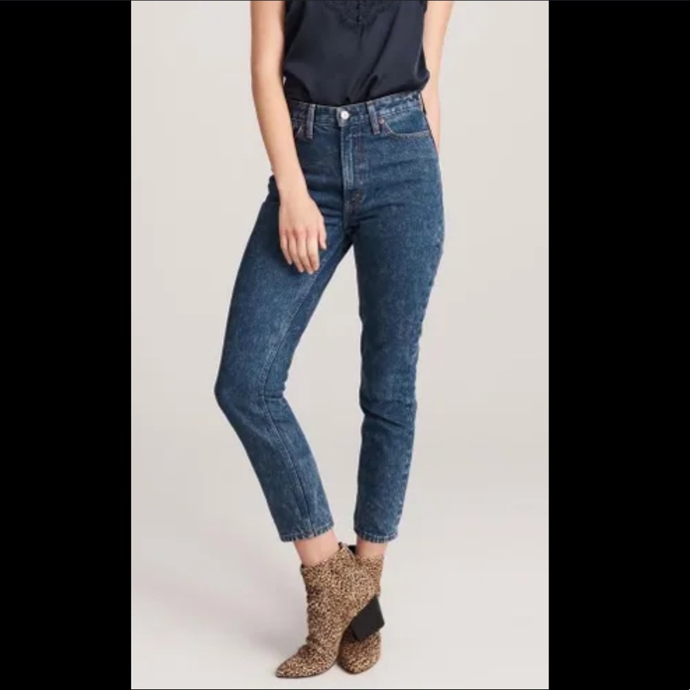 A&F Annie High Rise Girlfriend Stone Wash Jeans